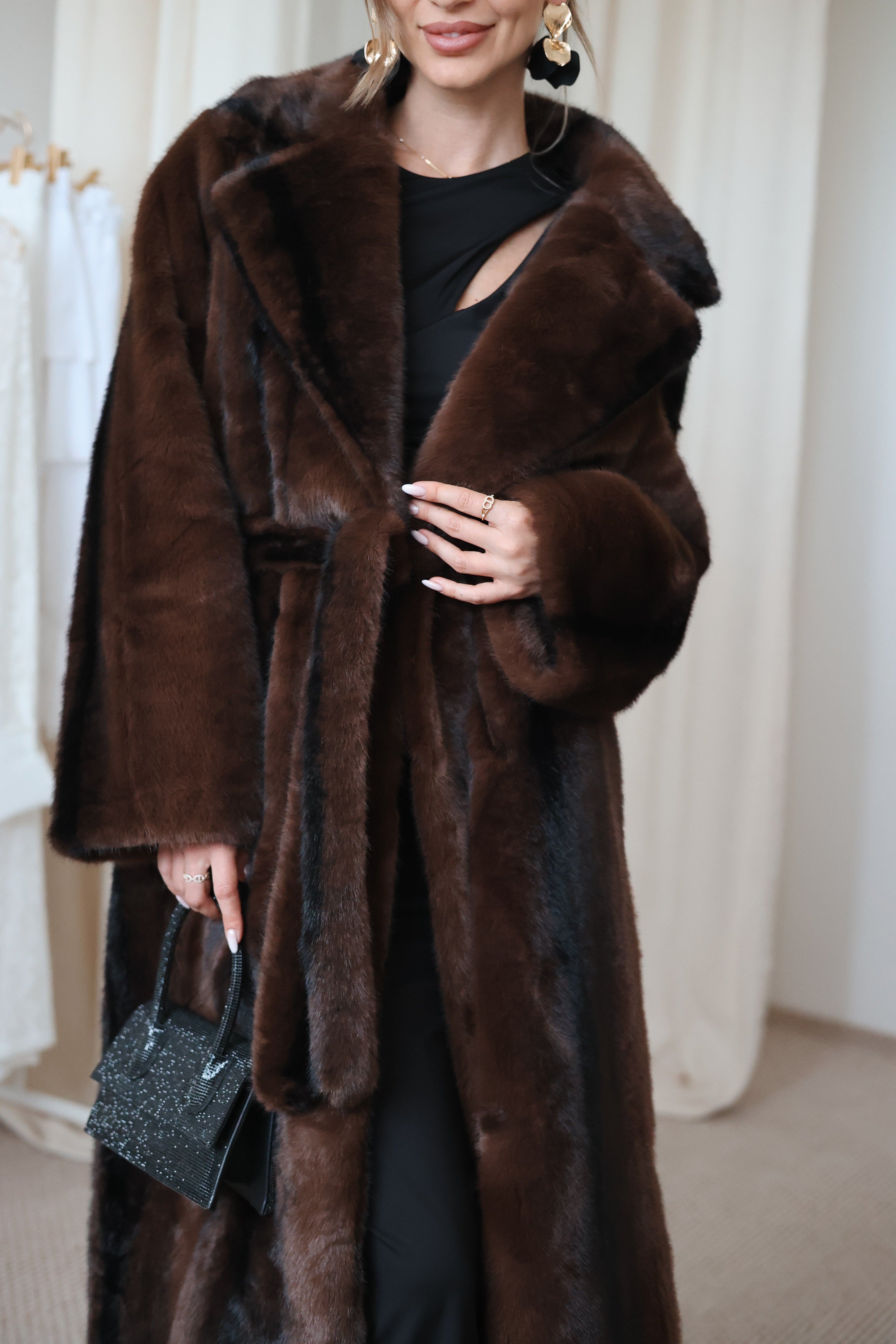 Naomi műszörme kabát