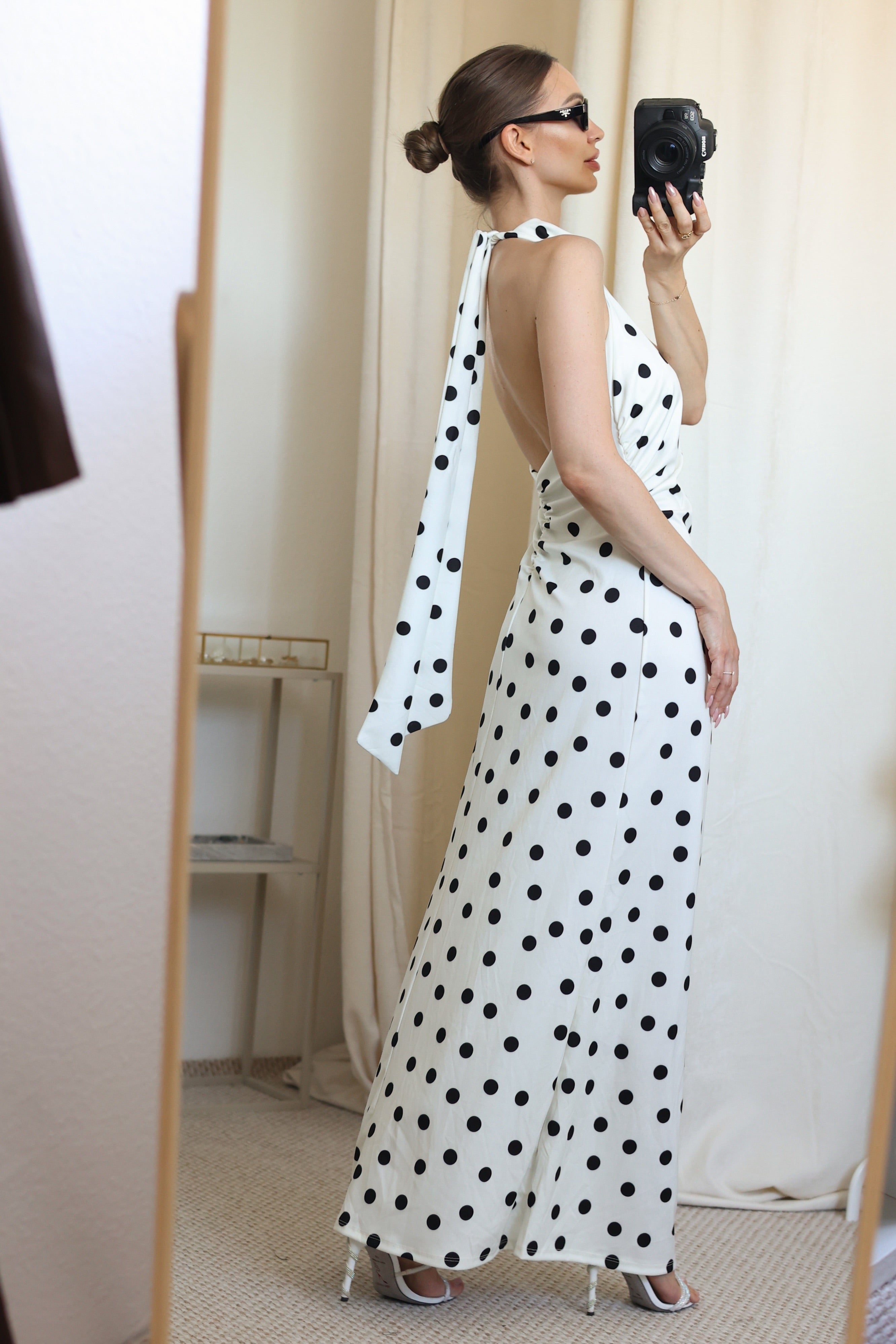 Monroe ruha