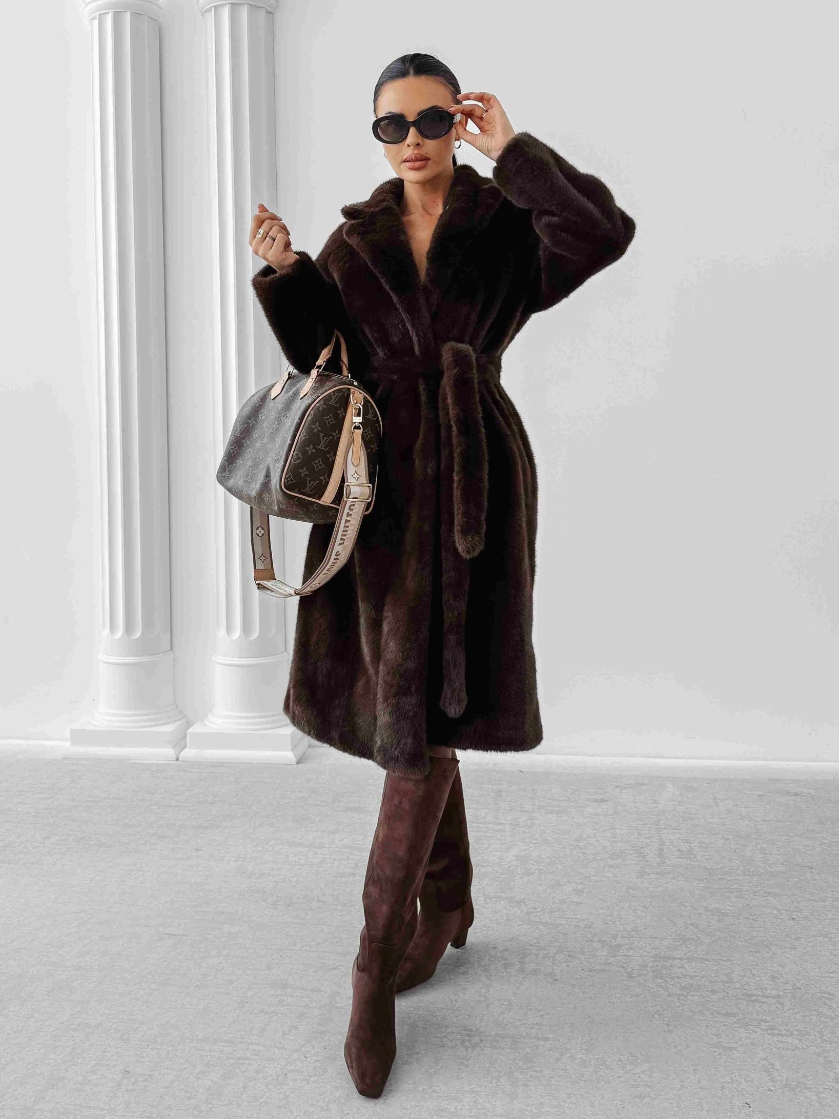 Naomi műszörme kabát