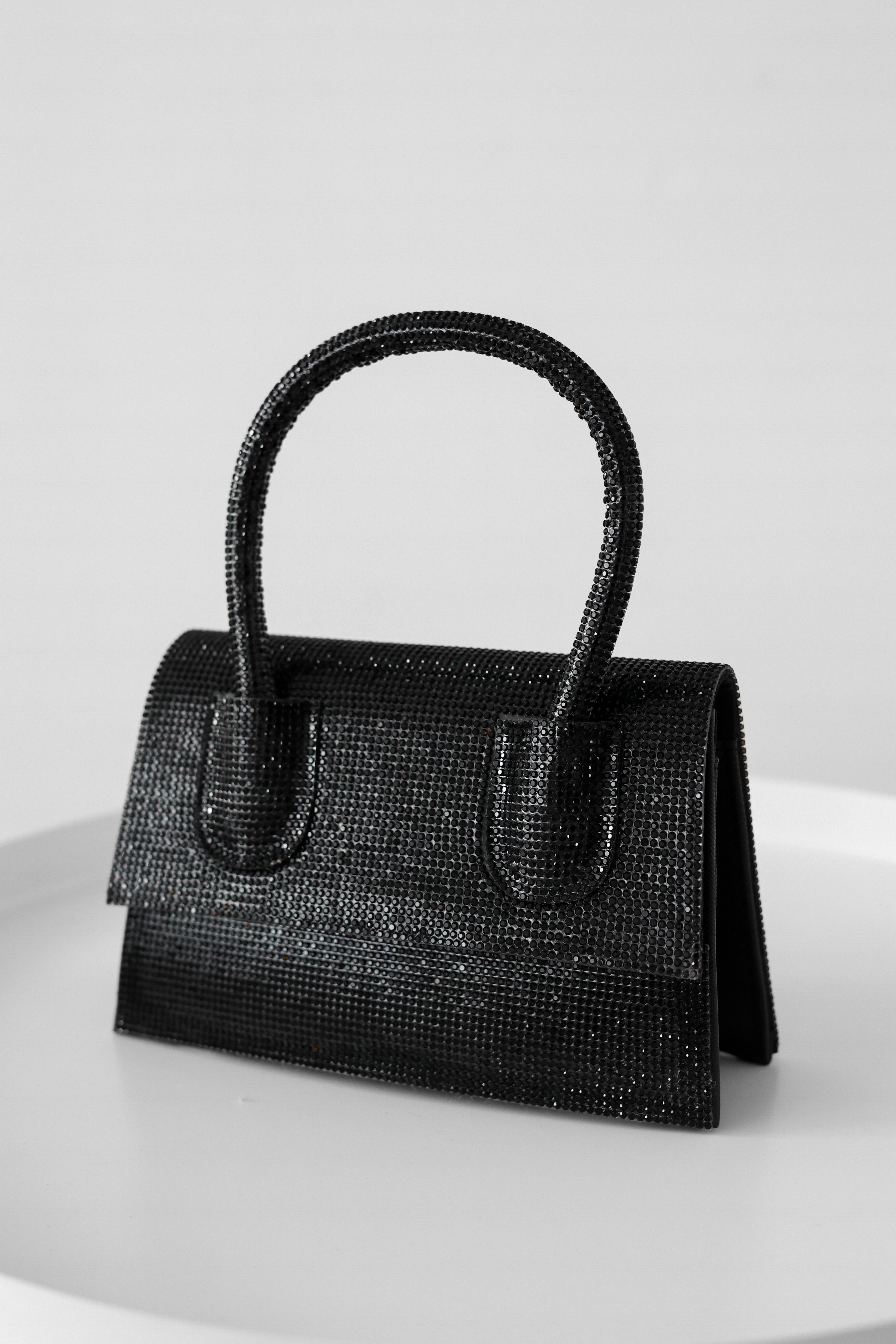 BRILLANCE LUNAIRE Fekete táska