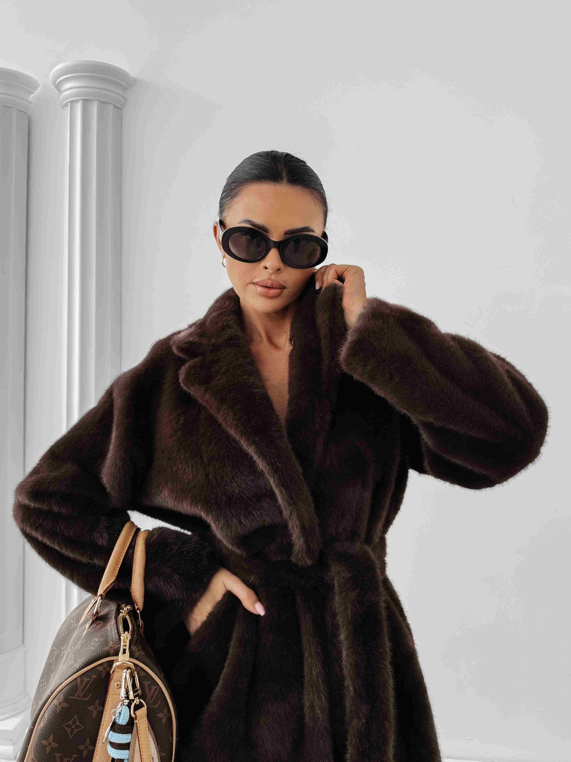 Naomi műszörme kabát