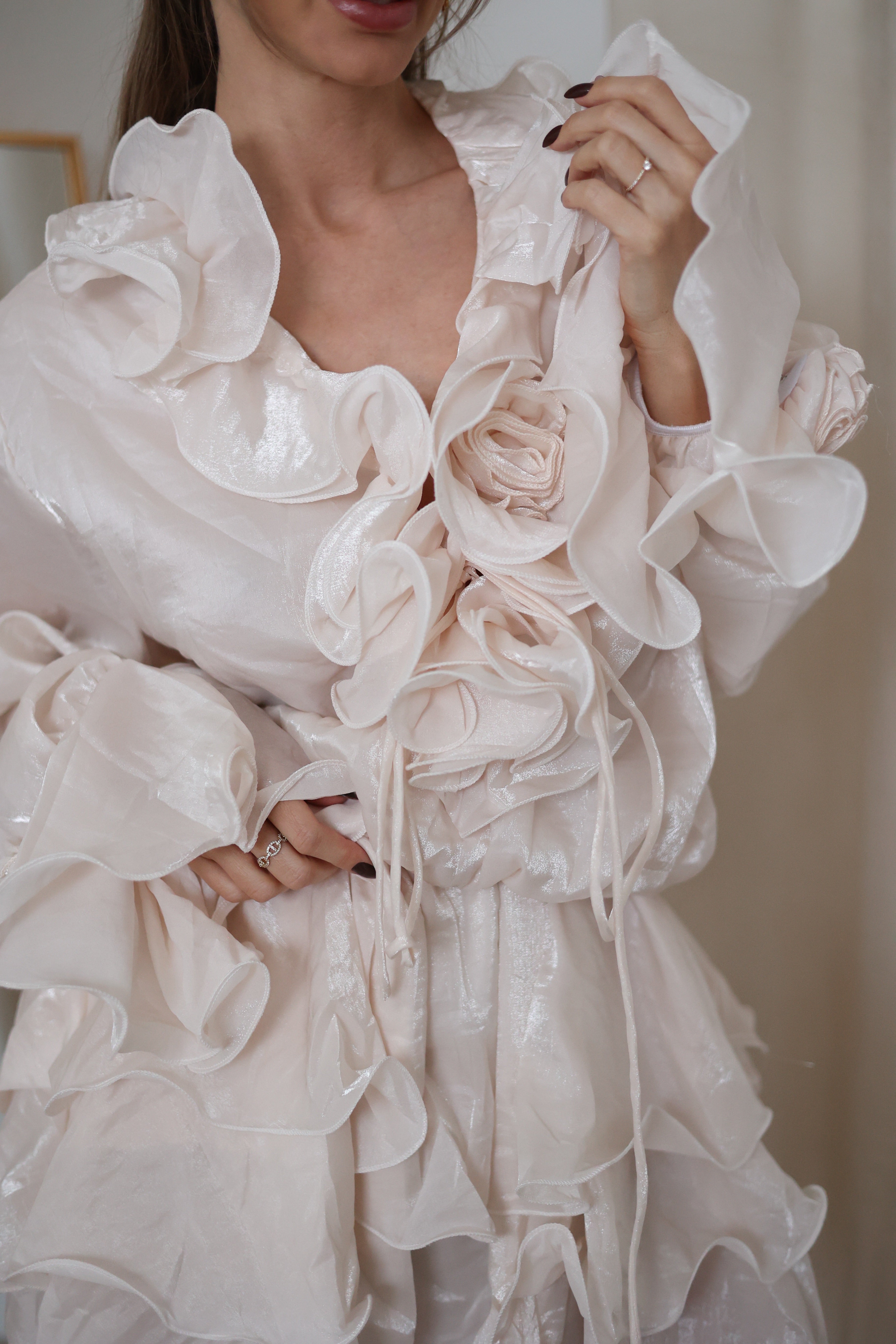 Amy fodros ruha - púderrózsaszín