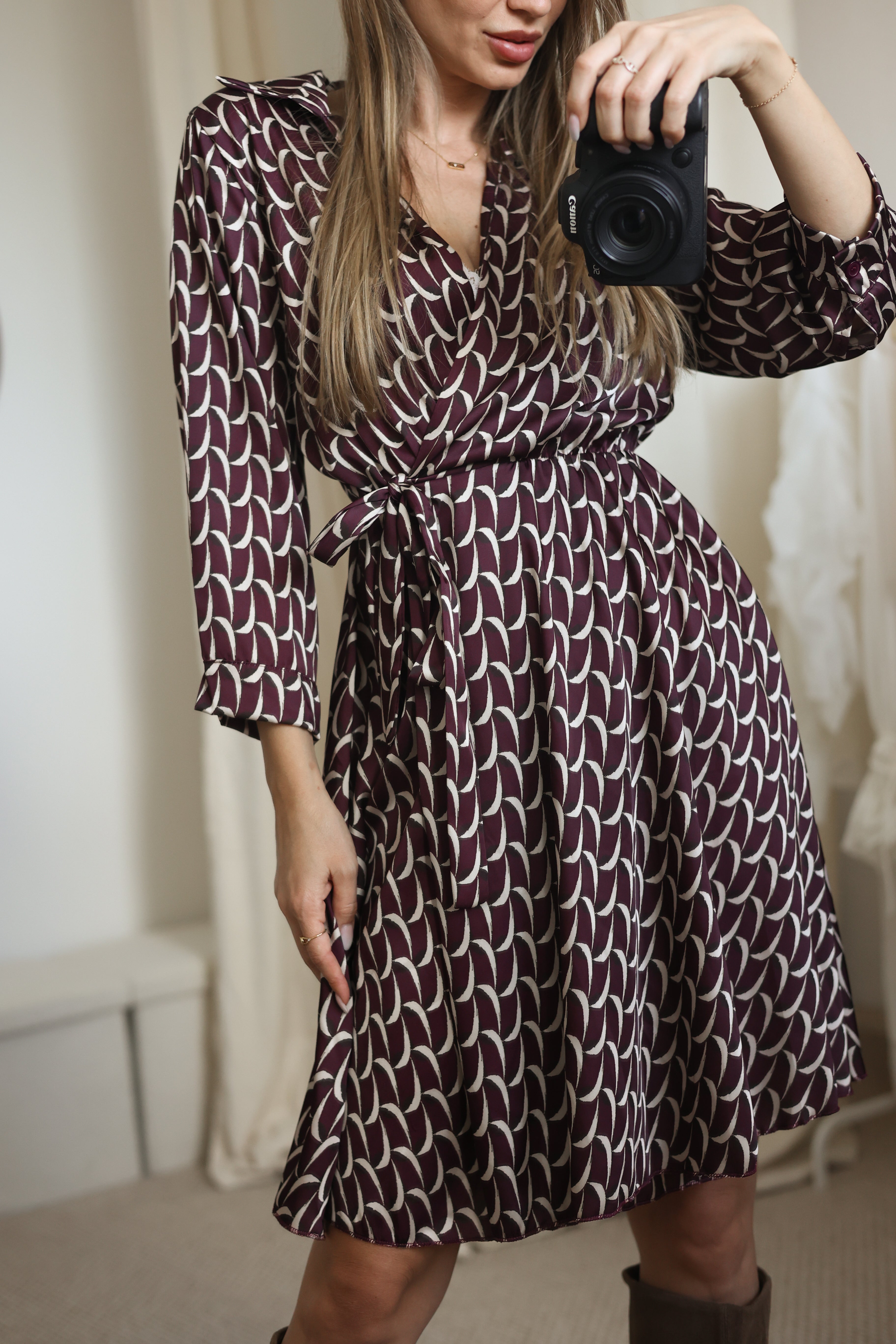 Diane szatén ruha