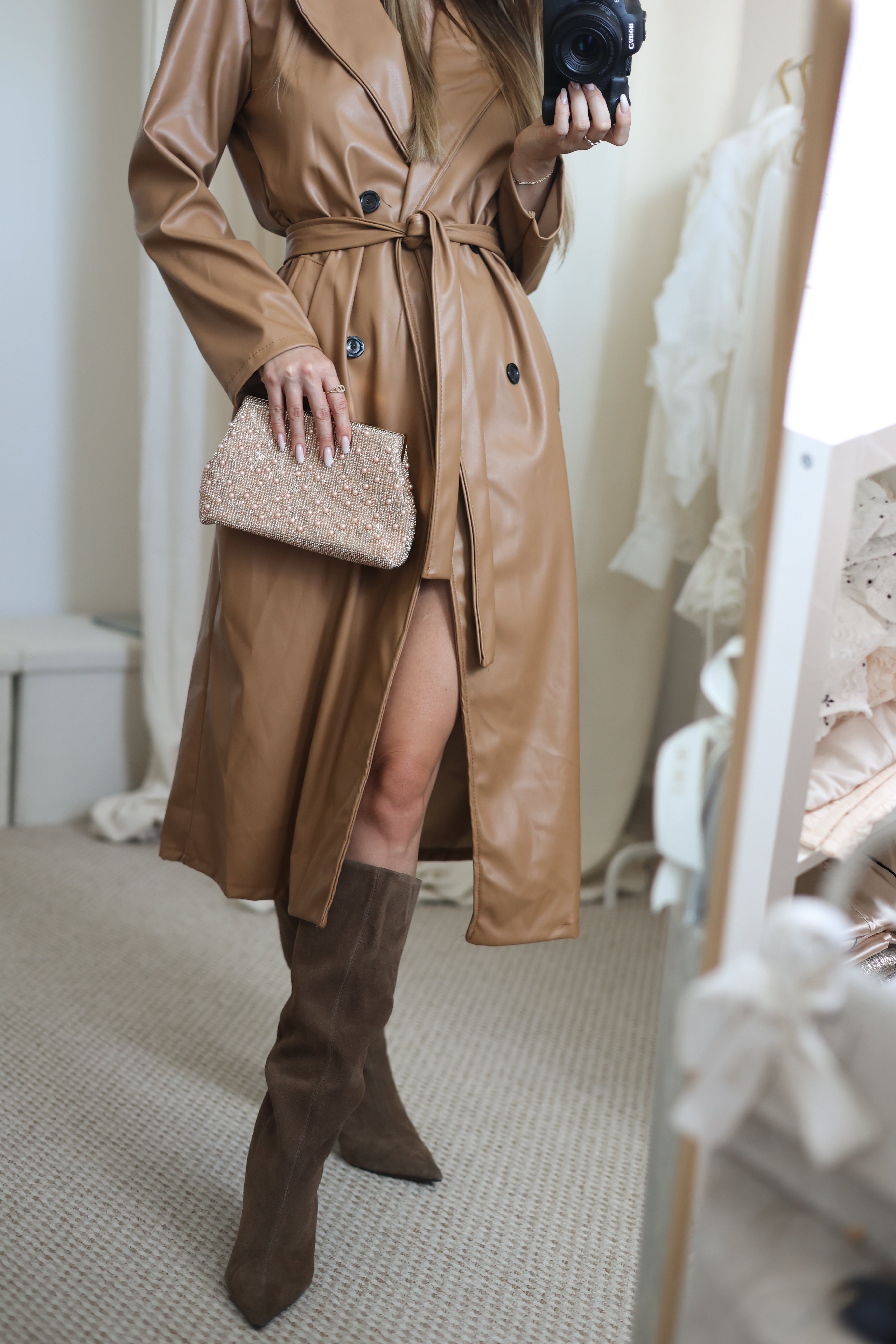 Charlotte műbőr trench kabát - camel